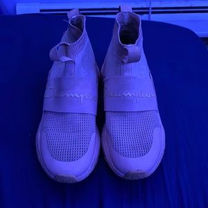 Dirty, 9.5 women’s, no box